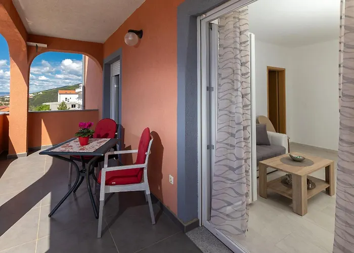 Apartments Mikanovic