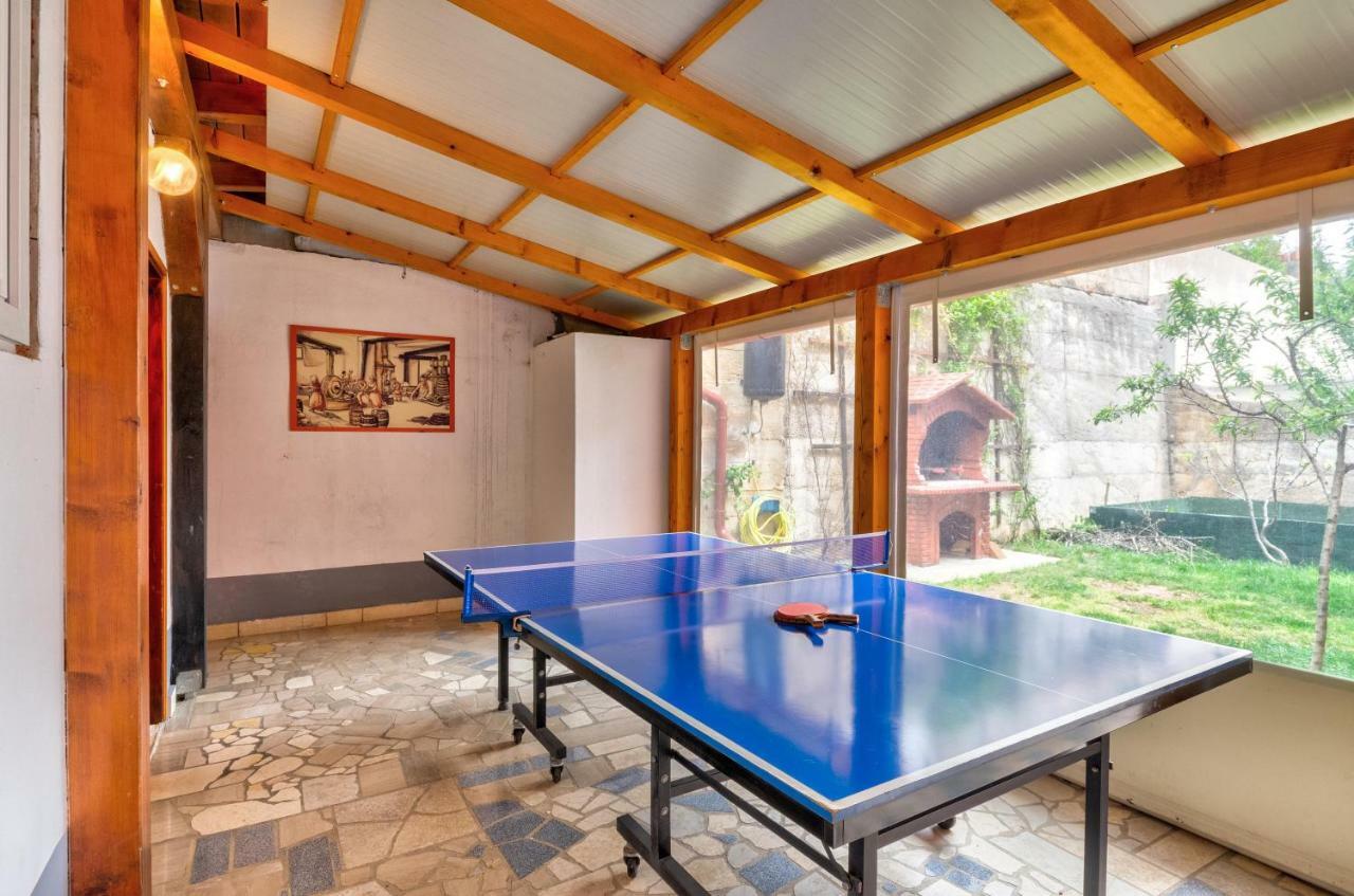 Mikanovic Apartment *